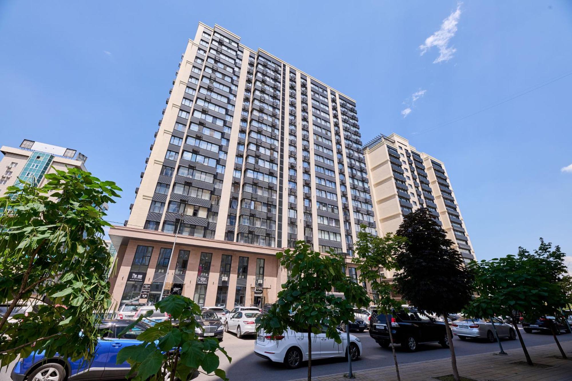 Five Business-Class Rooms In R-House Near Mega Center Almaty Exterior photo